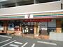 コンビニ　セブンイレブン 枚方東中振2丁目店（コンビニ）まで689m