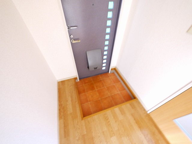 玄関　落ち着いた玄関です