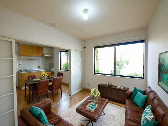 居室・リビング　CGで家具等を配置したもので家具等は含まれません