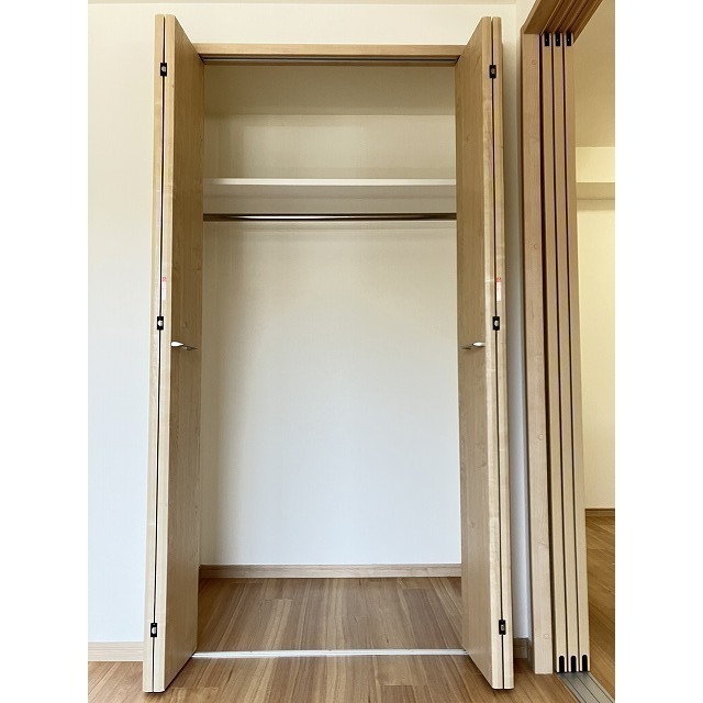 収納　洋室収納