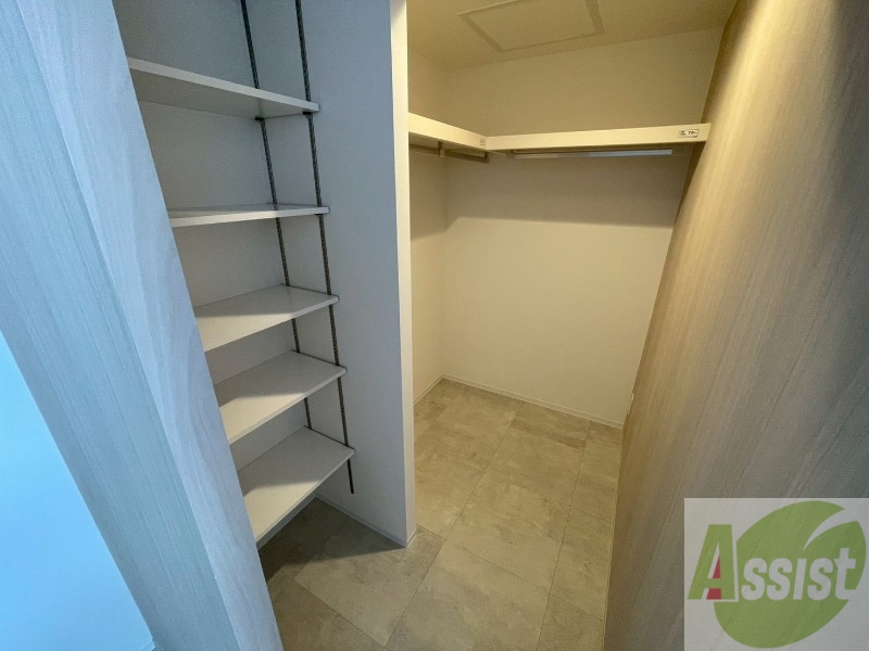 収納　嬉しいウォークインクローゼット仕様です！！