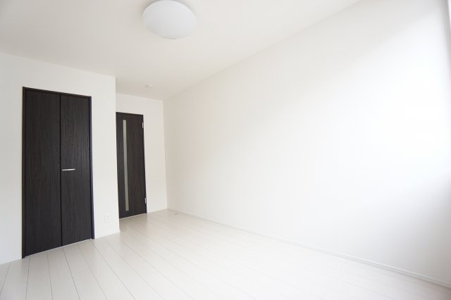 居室・リビング　※同物件、同タイプの写真です。