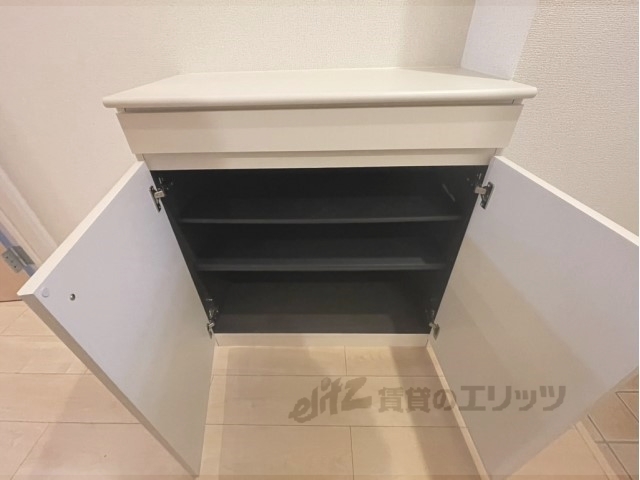 収納　下駄箱