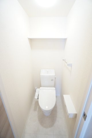 トイレ　※同物件・同タイプの写真です。