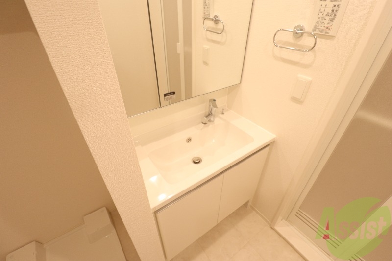 洗面設備　同仕様施工物件、実物とは異なります。