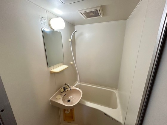 洗面設備　※別部屋の写真です