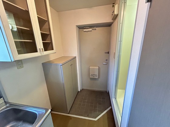 玄関　※別部屋の写真です