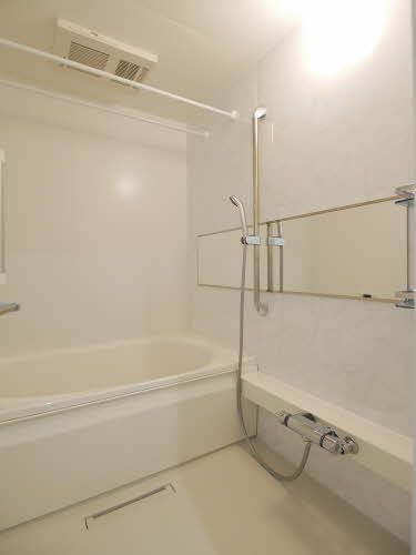 バス・シャワールーム　バスルーム