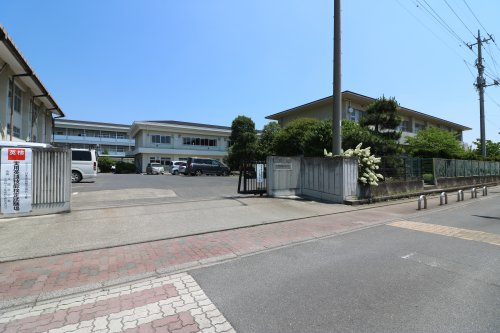 中学校　足利市立第二中学校（中学校）まで1945m