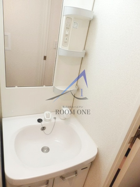 洗面設備　独立洗面台です。