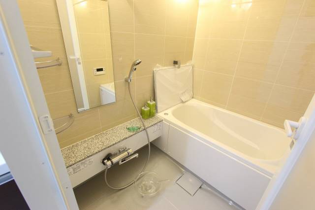 バス・シャワールーム　タイプごとに違う、おしゃれなお風呂です