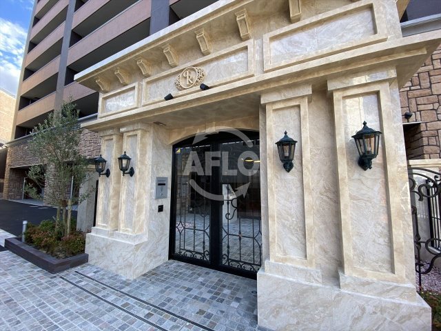 エントランス　プレジオ城北　エントランス