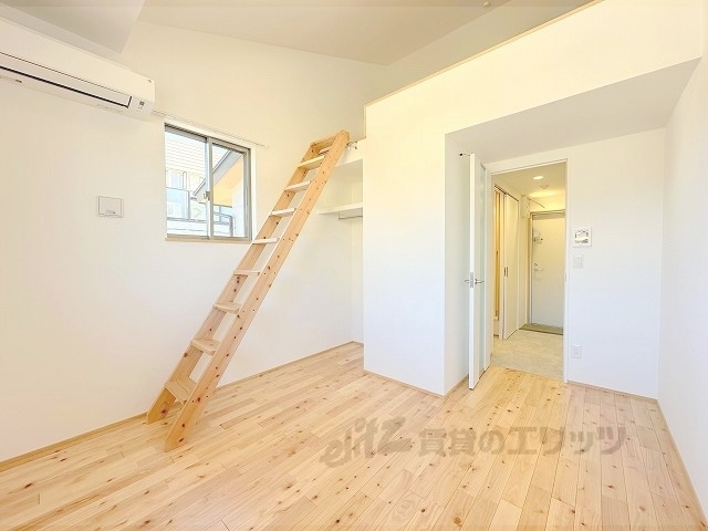 居室・リビング　洋室