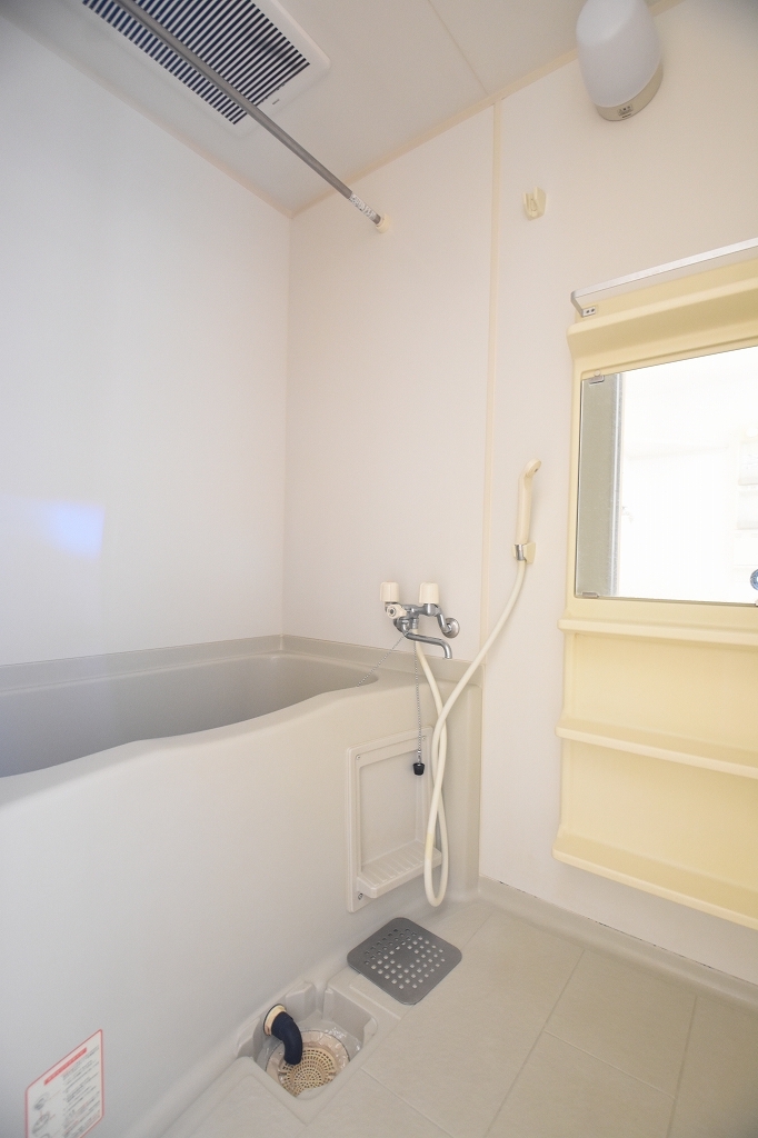 バス・シャワールーム　浴室乾燥機付バスルーム