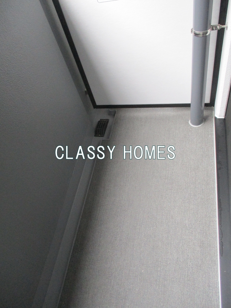 バルコニー　2019年竣工　クレセント虎ノ門新橋：バルコニー