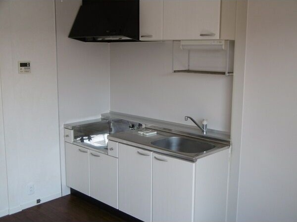 キッチン　写真と相違がある場合は現況優先となります。