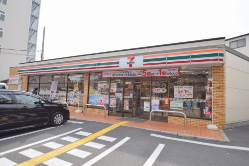 コンビニ　セブンイレブン 大阪野江3丁目店（コンビニ）まで245m