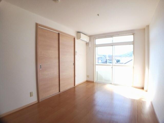 居室・リビング　明るいリビング！