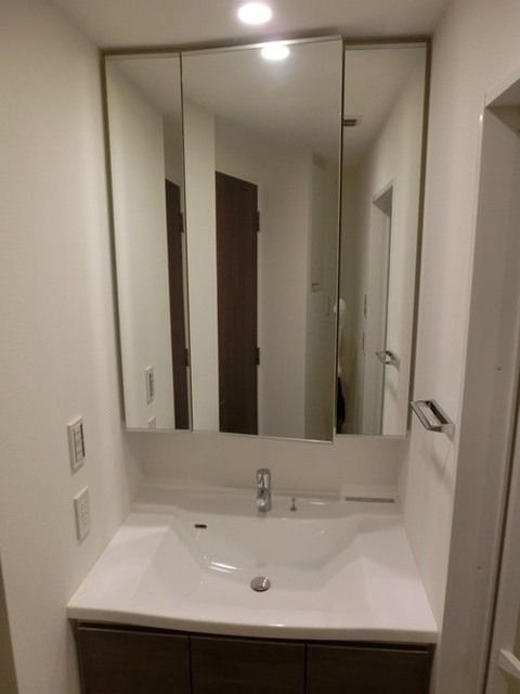 洗面設備　★独立洗面台★