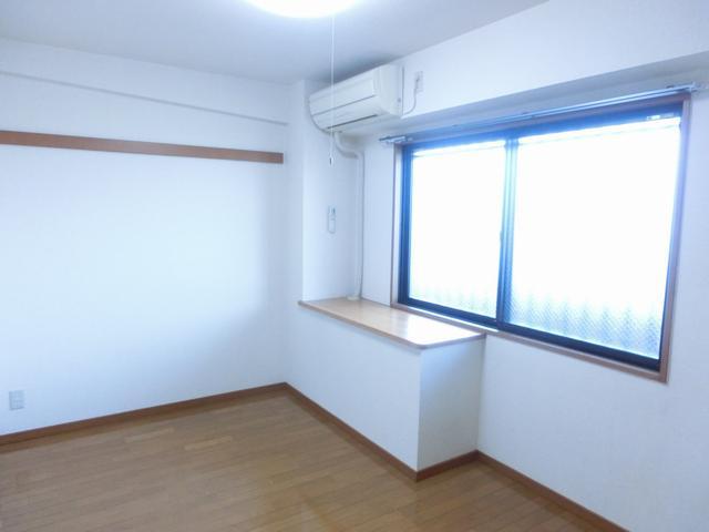 居室・リビング　北側のお部屋