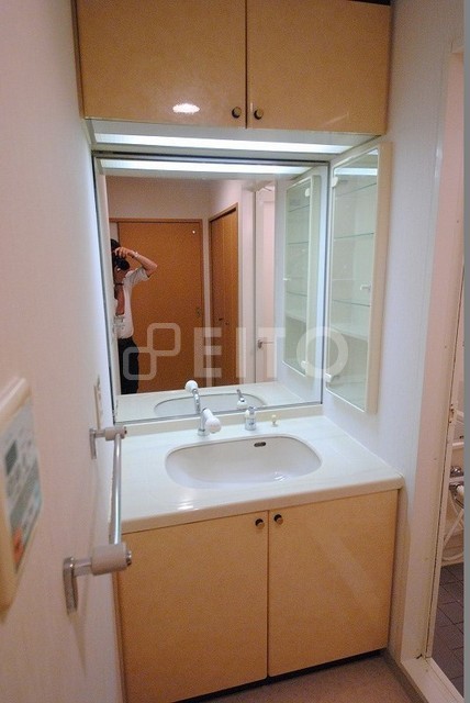 洗面設備　写真は１０４号室