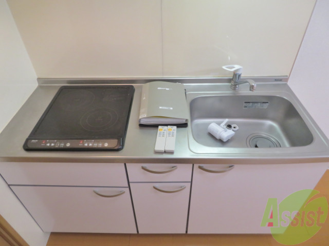 キッチン　キッチンには、ＨＩコンロが二口設置されています