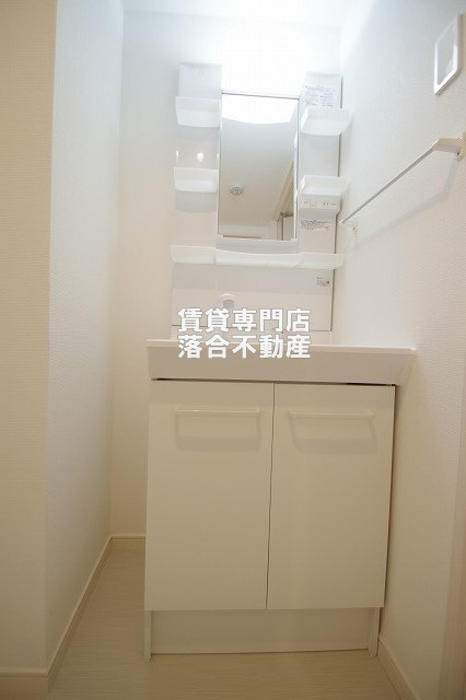 洗面設備　使いやすい独立洗面台