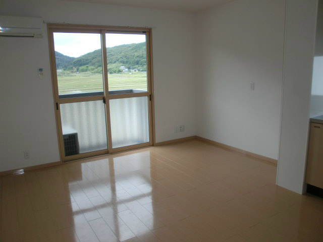 居室・リビング　同型タイプ