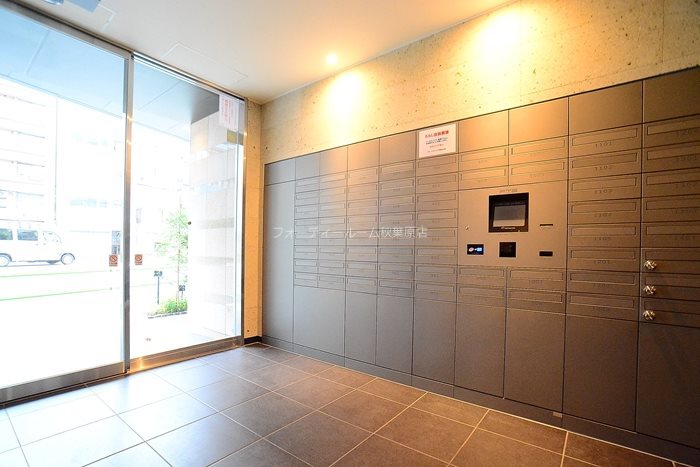 ロビー　《見学予約受付中》シリーズ型分譲賃貸マンション！