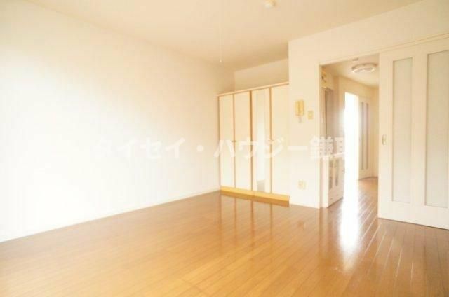 居室・リビング　同タイプのお部屋の画像です