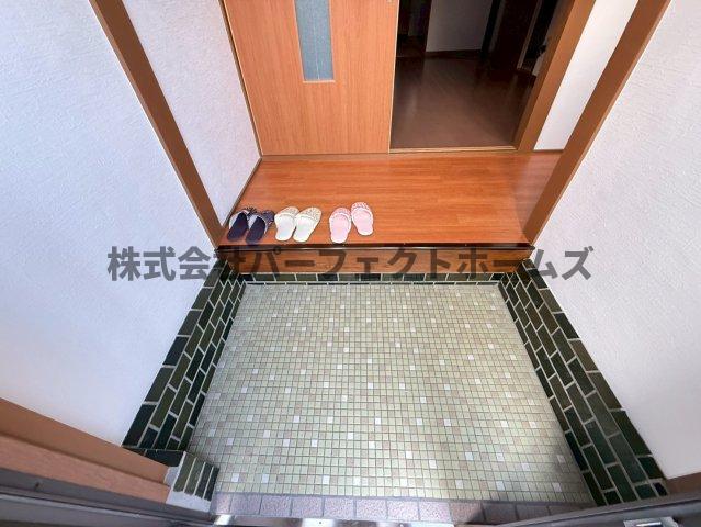 玄関　落ち着いた玄関です