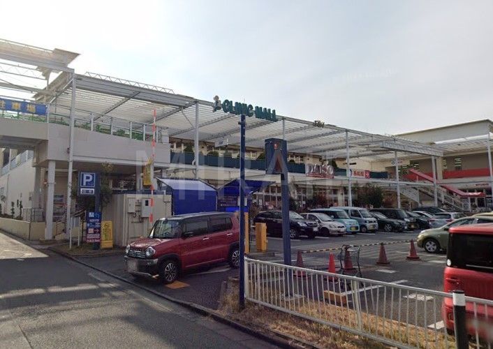 ショッピングセンター　トレアージュ白旗ショッピングセンター（ショッピングセンター）まで810m