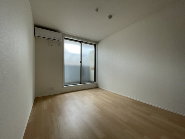 居室・リビング　※別号室の参考写真です。