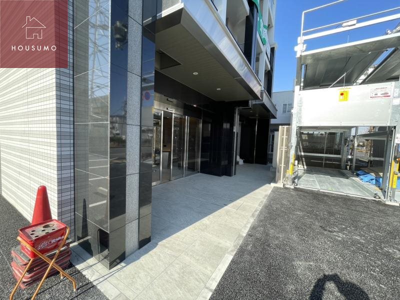 エントランス　清潔なエントランスです