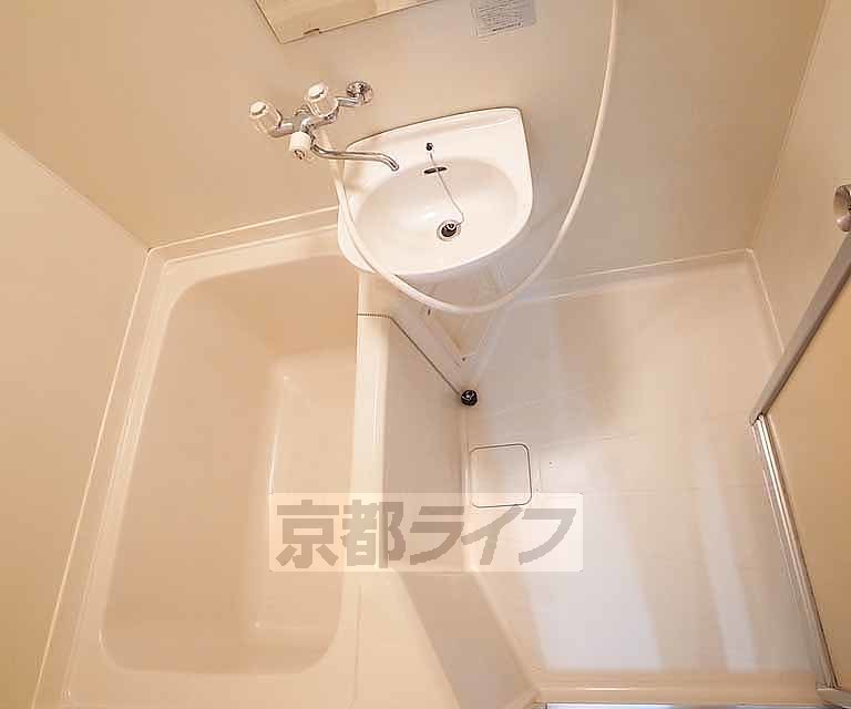 バス・シャワールーム　キレイなお風呂です