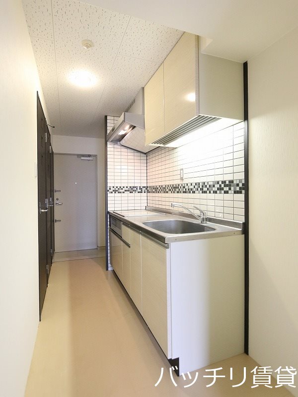 キッチン　※室内写真等は同型タイプの為、現状優先となります。