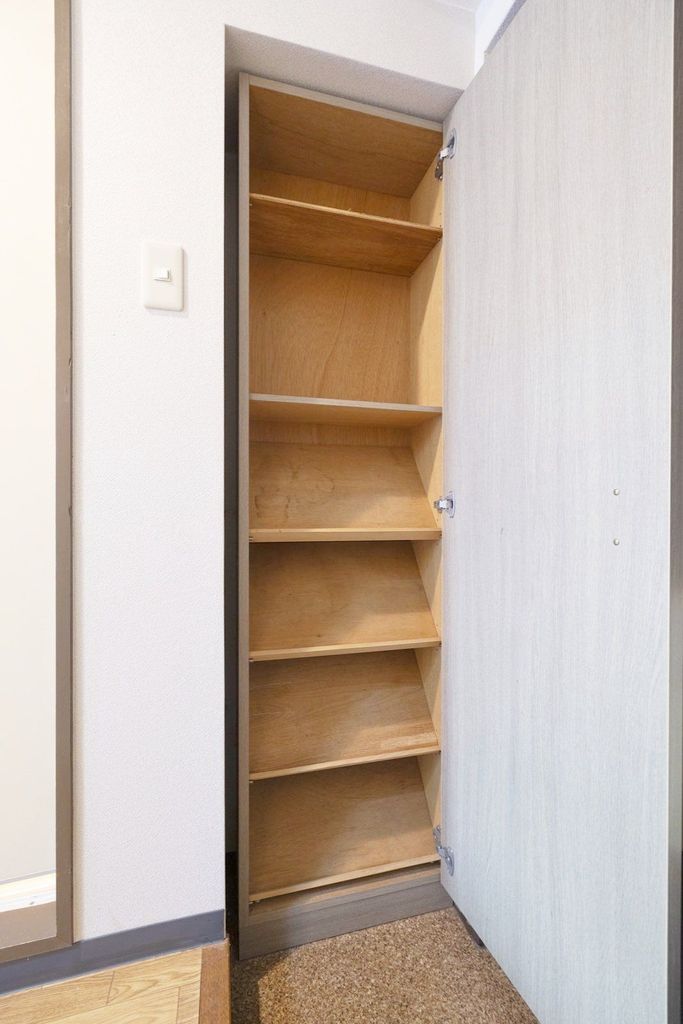 玄関　シューズボックス