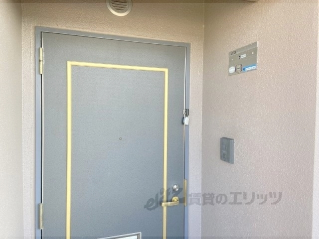 玄関　インターホン