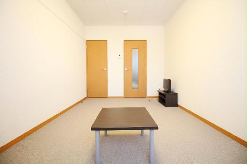 収納　お部屋の入口横にはクローゼットがあります。