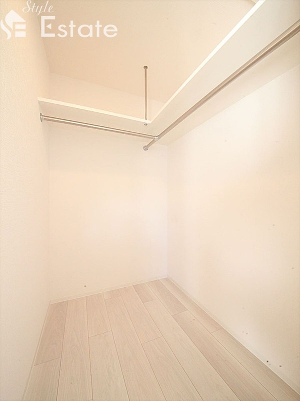 収納　ウォークインクローゼット