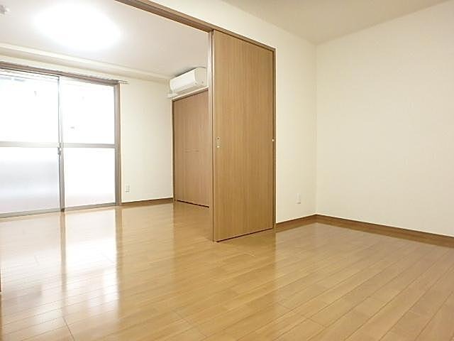 その他部屋・スペース　（別タイプ参考写真）メゾン平塚　板橋区板橋1