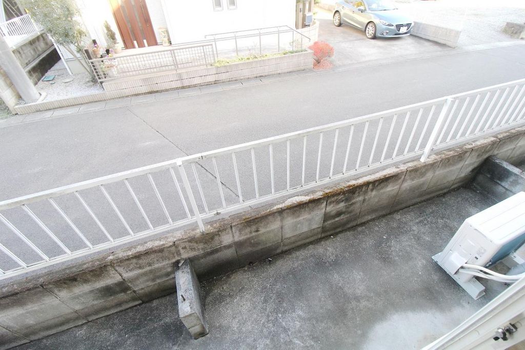 バルコニー　庭