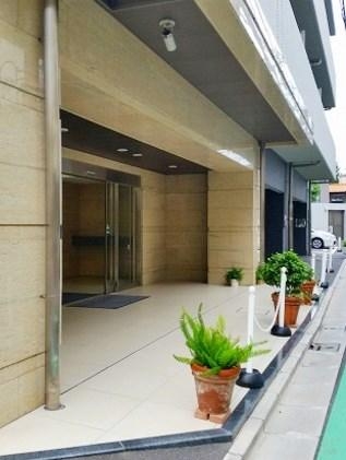 エントランス　毎日通るエントランスはこのようになっています