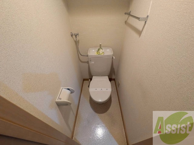 トイレ　嬉しいバストイレ別です！安心して使用できます。