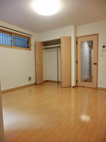 居室・リビング　（別タイプ参考写真）リュエル　台東区谷中３