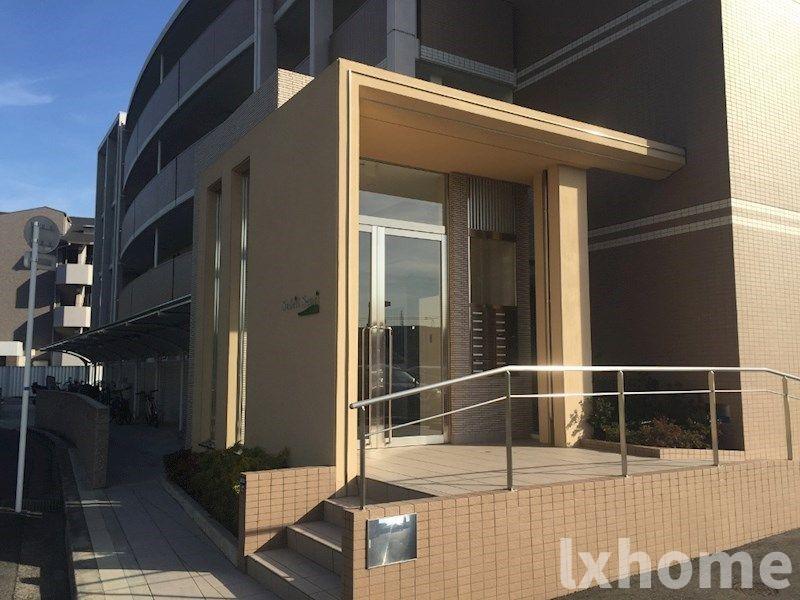 エントランス　毎日通るエントランスはこのようになっています