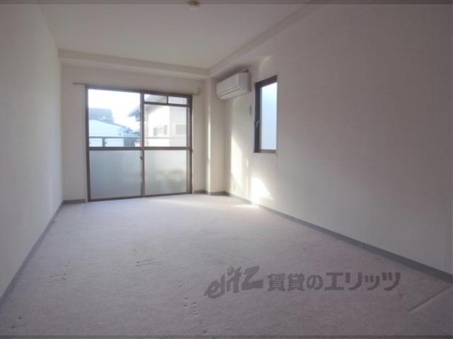 居室・リビング　洋室