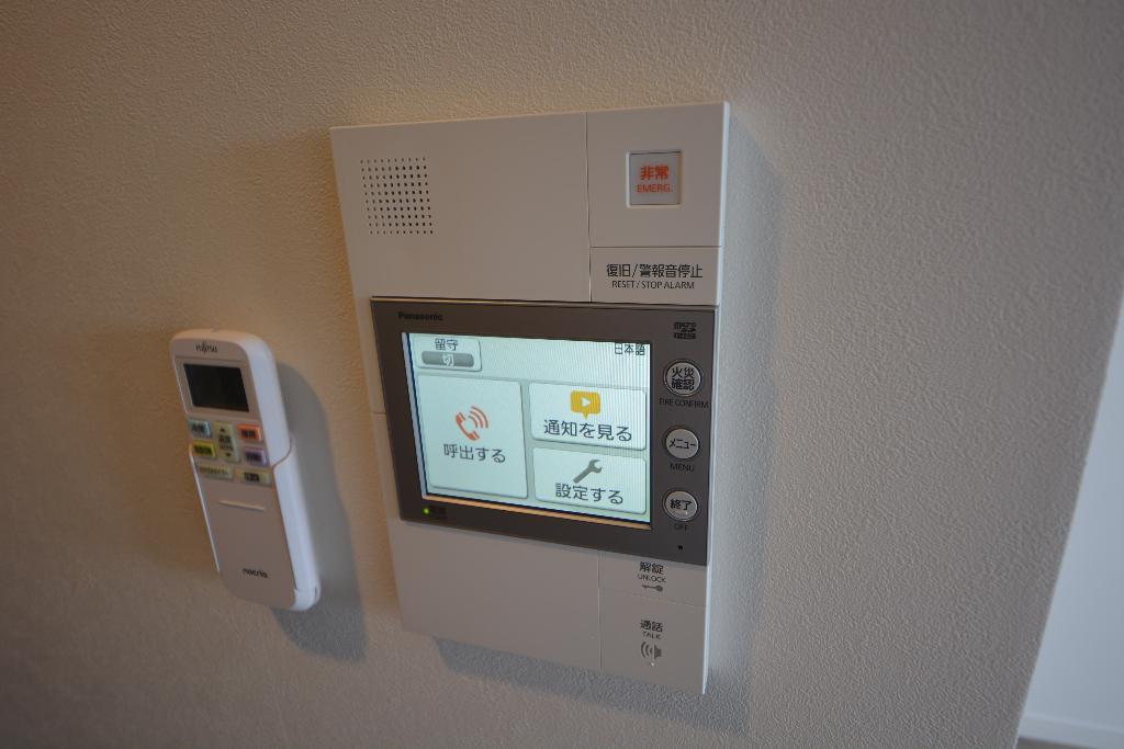 セキュリティ　カメラ付インターホン