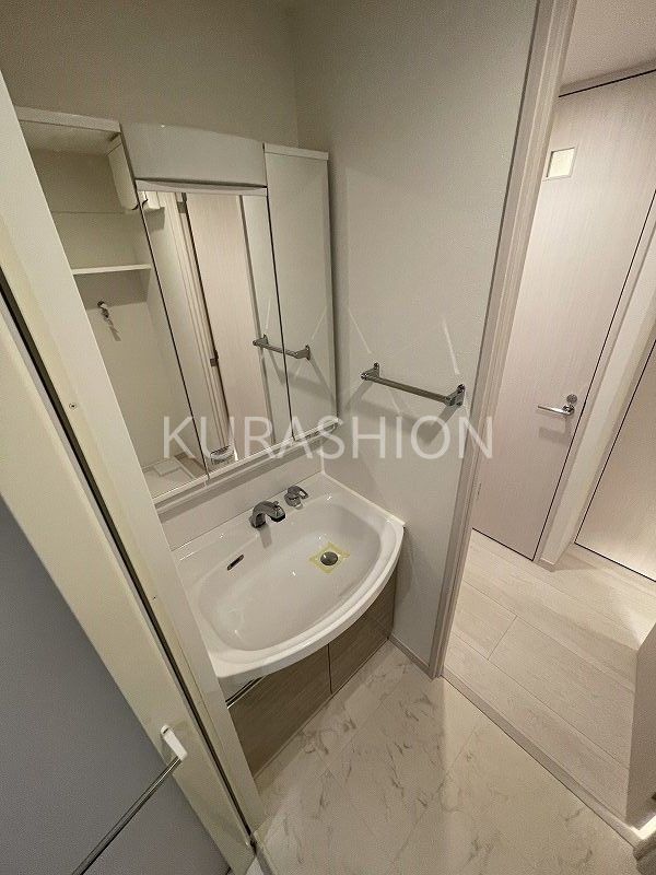 洗面設備　エントランス