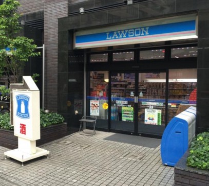 コンビニ　ローソン 新小川町（コンビニ）まで33m